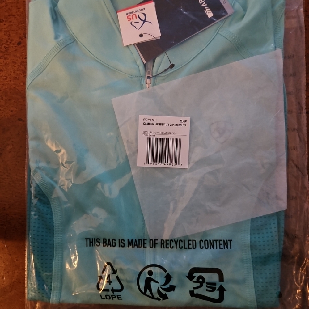 Ariat Cambria Jersey 1/4 zip S/S women's sz sm, 10043470 pool blue/viridian grn - Picture 7 of 7